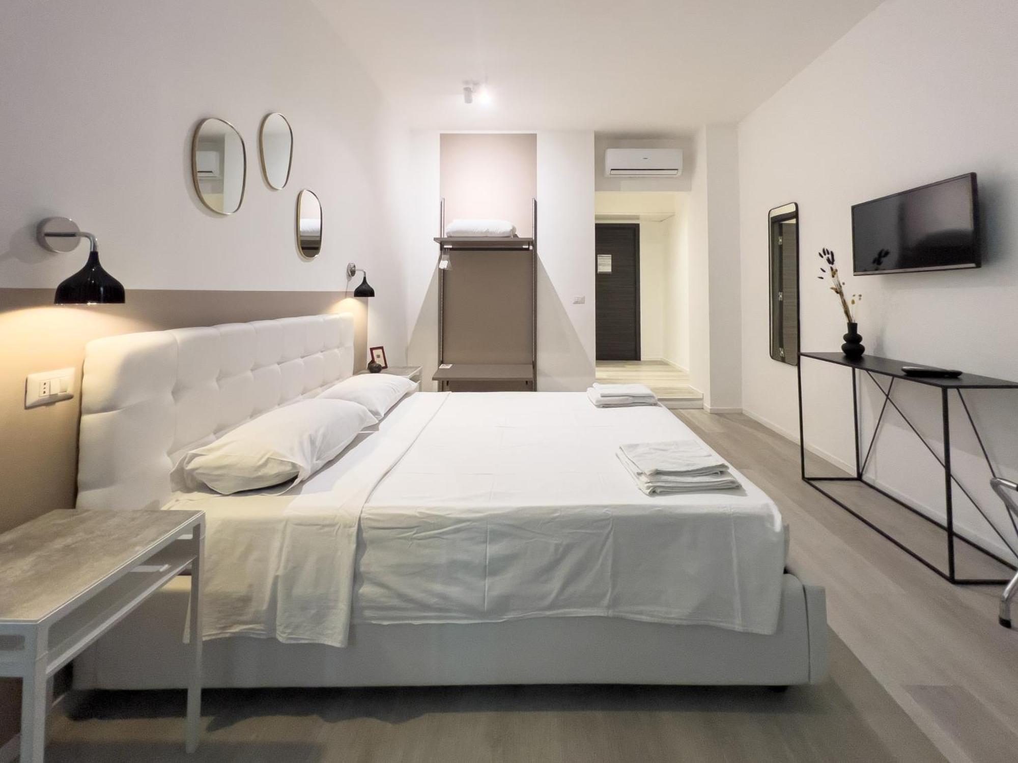 B&B Boutique Four Rooms Барі Екстер'єр фото